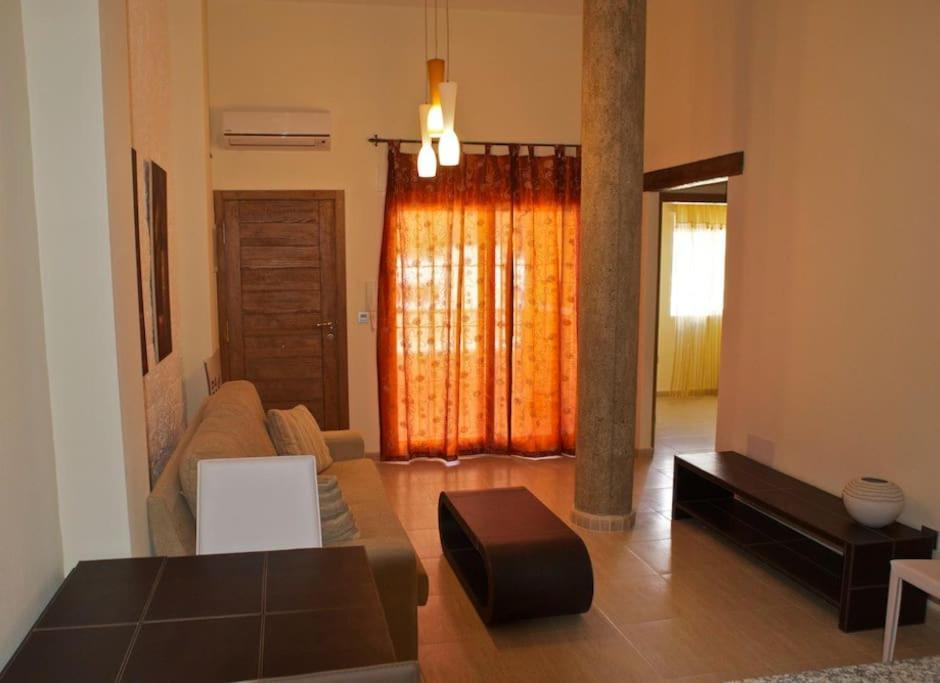 The Beach Is Close But Quiet And Not Noisy Casa Reformada Cerca De La Playa ซานเปรโดเดลปีนาตาร์ ภายนอก รูปภาพ