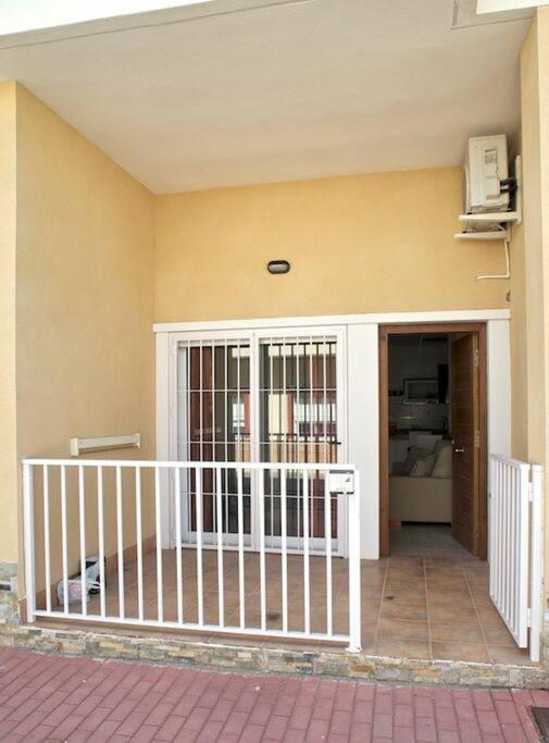 The Beach Is Close But Quiet And Not Noisy Casa Reformada Cerca De La Playa ซานเปรโดเดลปีนาตาร์ ภายนอก รูปภาพ